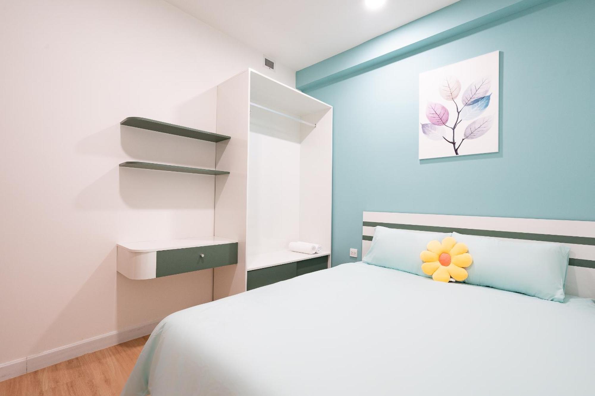 Rubi - Soho & District 1 Apartment